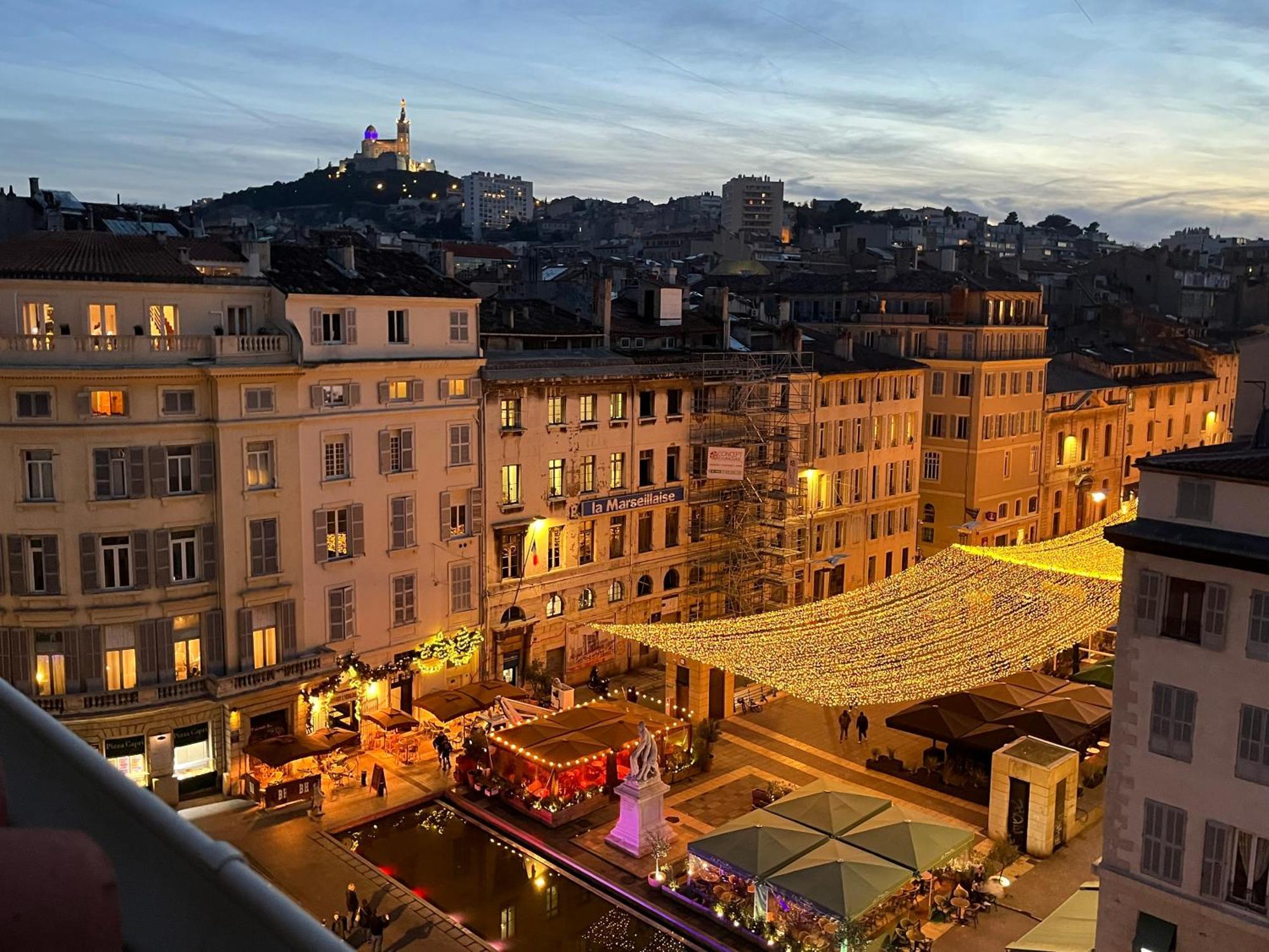 Loft Moderne Vue Vieux Port Terrasse Rooftop Apartment Marseille Luaran gambar
