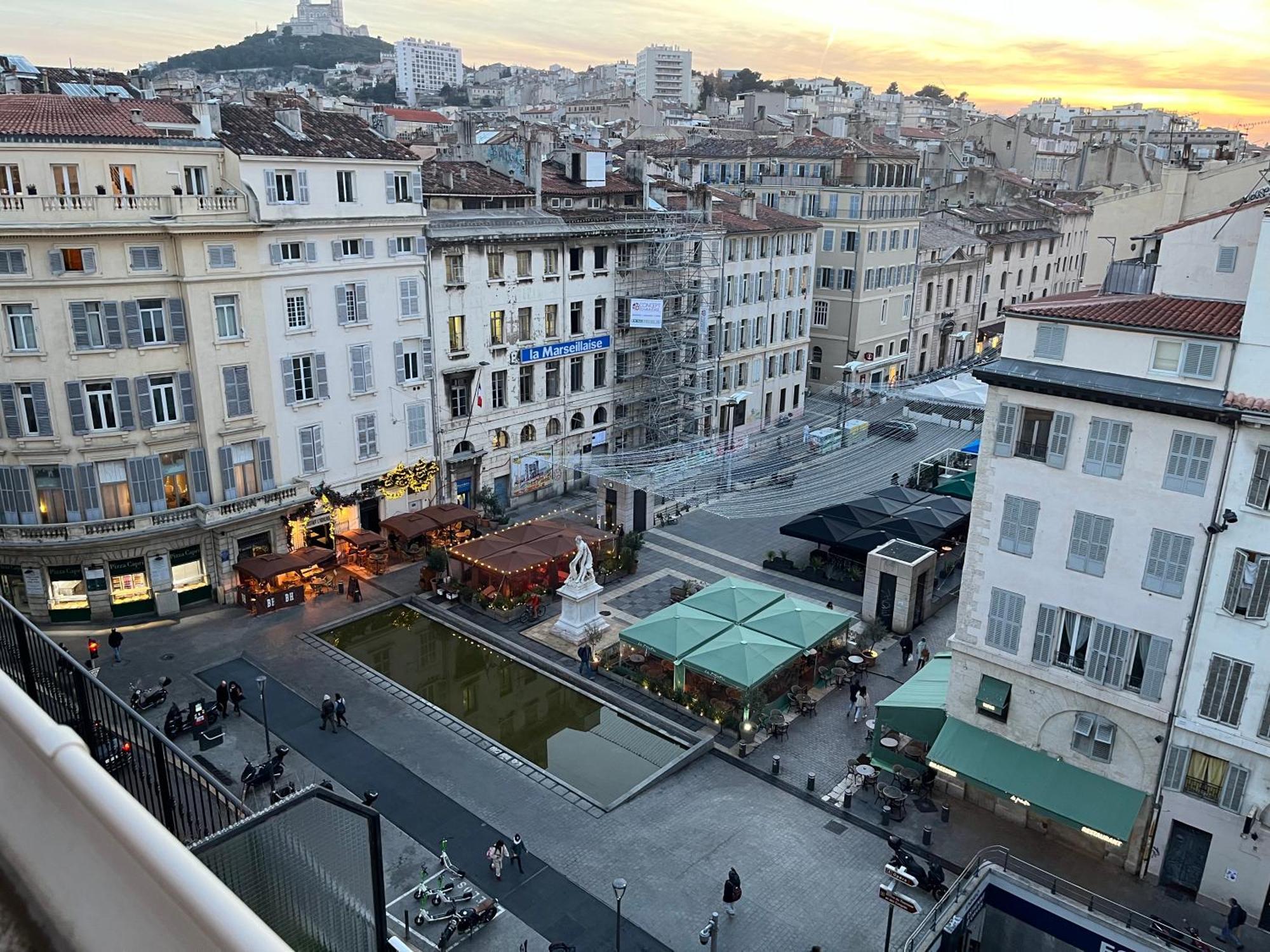 Loft Moderne Vue Vieux Port Terrasse Rooftop Apartment Marseille Luaran gambar